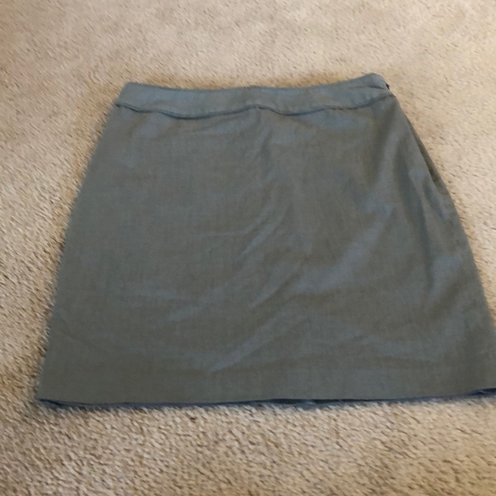 Gray pencil skirt